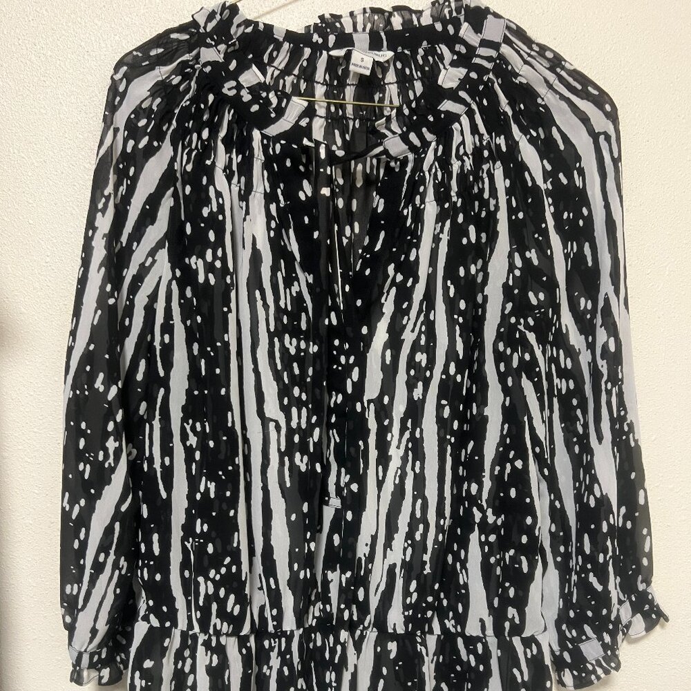 Banana Republic semi sheer black and white tunic type top, peplum, size S